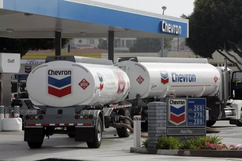 Chevron planea importar y distribuir combustible en México